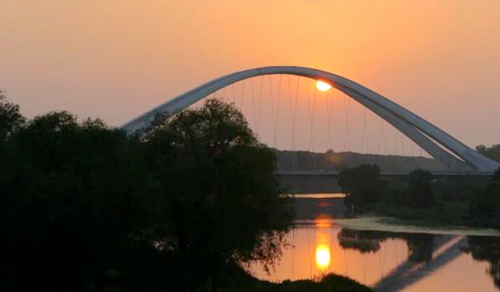 image001.jpg