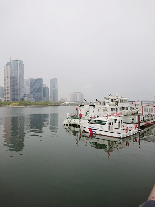 陈鑫 -- 海河印象_副本.jpg