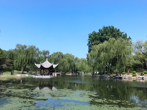 韩俊华+质安部+湖光潋滟_副本.jpg